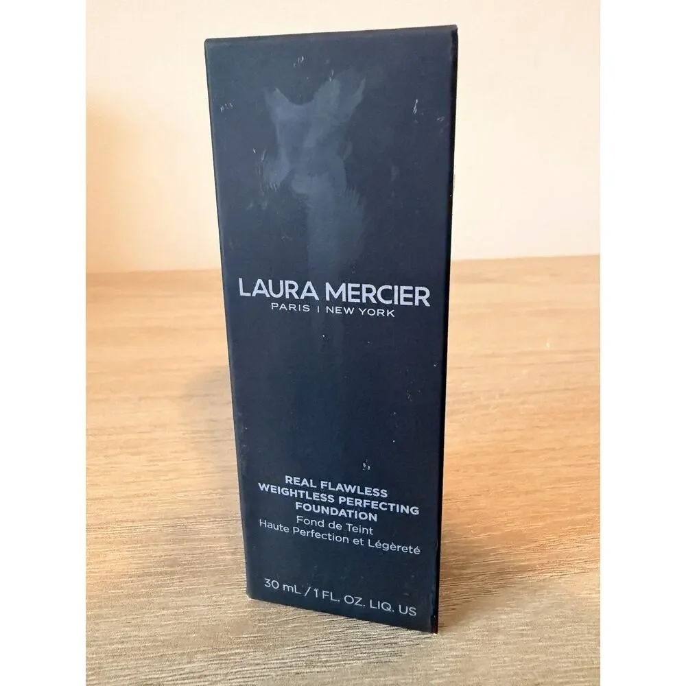 Laura Mercier Real Flawless Weightless Perfecting Foundation 3W0 Sandstone 1oz